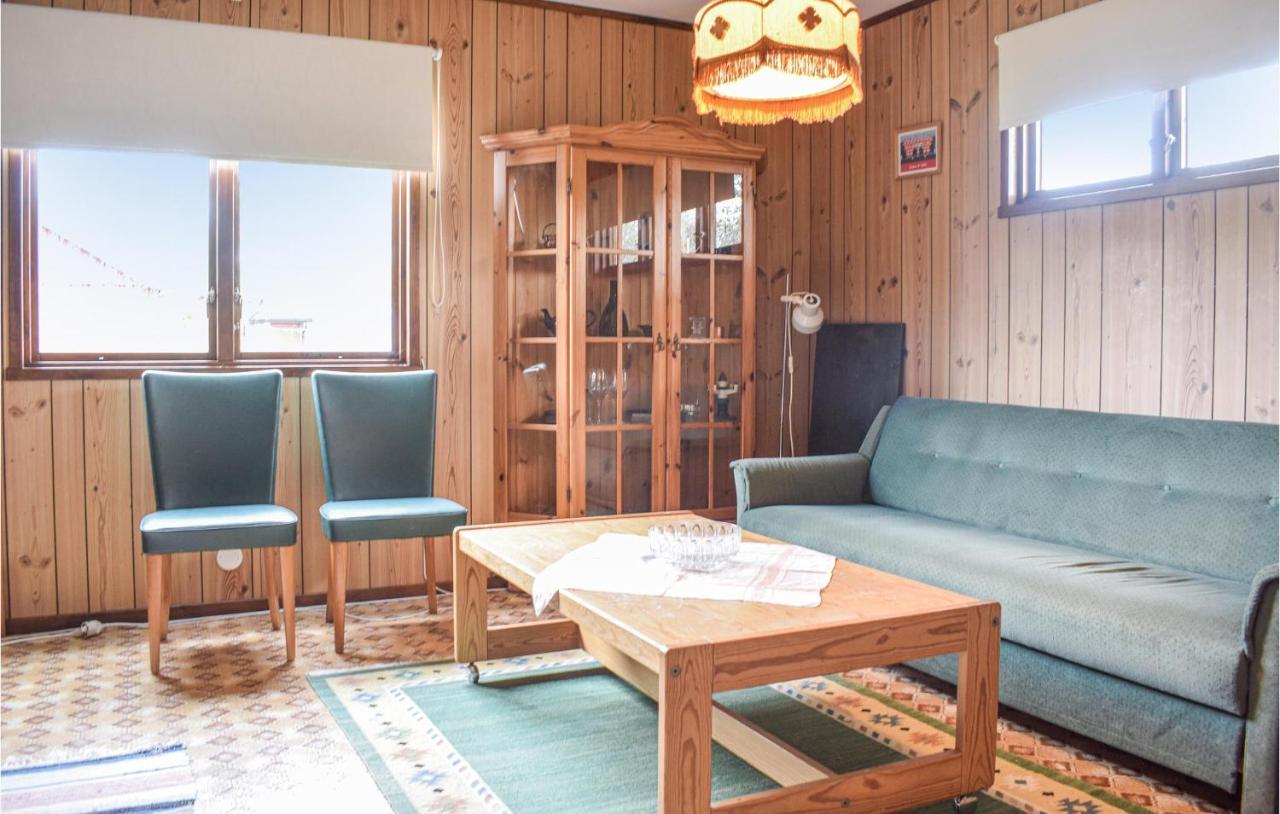 2 Bedroom Lovely Home In Koepingsvik Buitenkant foto